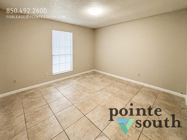Building Photo - 6415 Schoel Ln