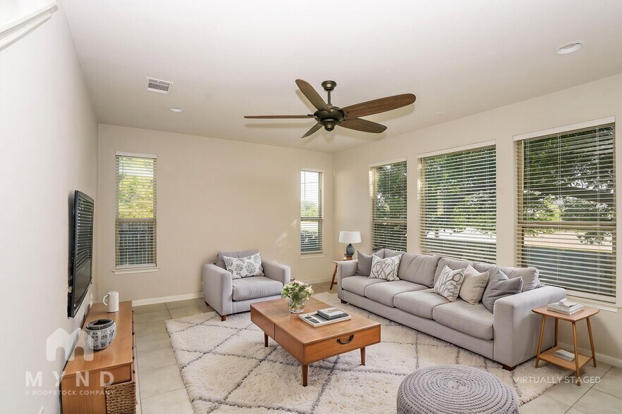 Building Photo - 708 Hays Hill Dr