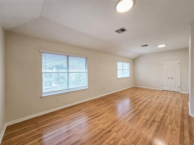 Building Photo - 12729 Serafy Ct