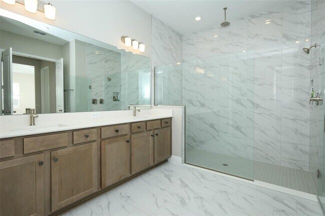 Building Photo - 10170 Ballast Dr