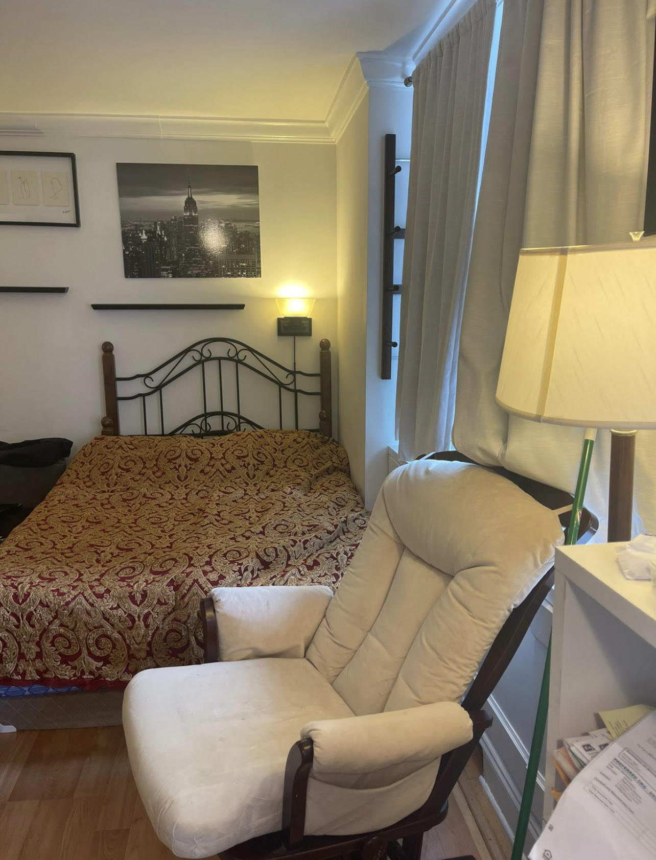 Building Photo - 236 E 47th St