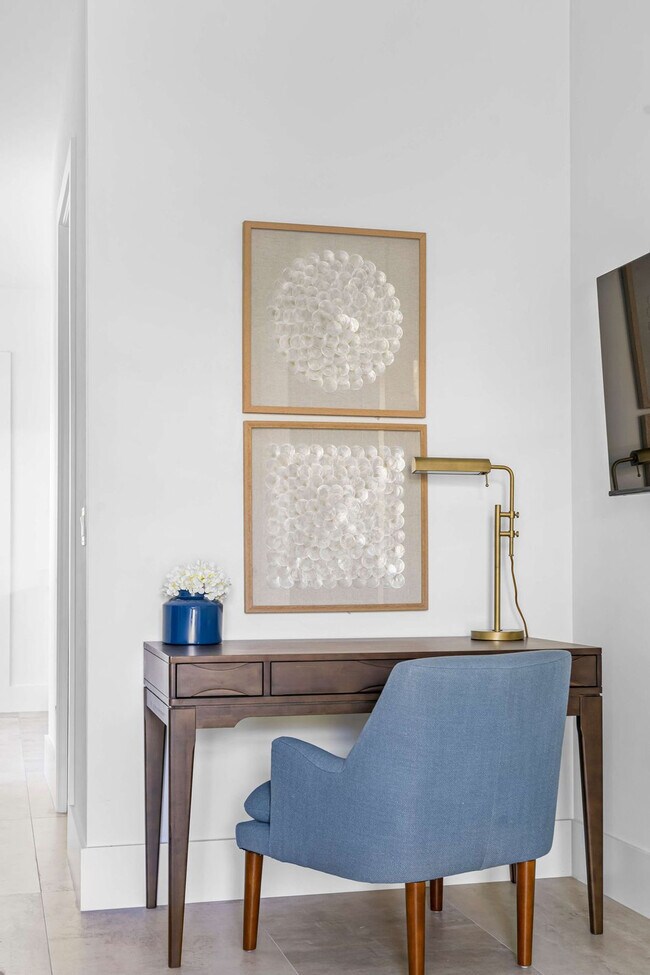 Building Photo - 1412 Leland Way