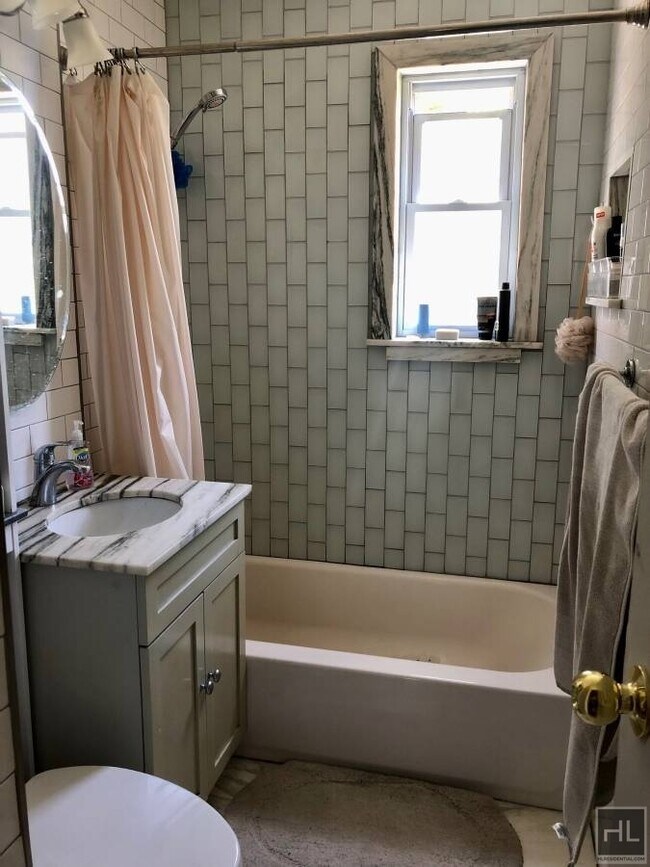 Horace Harding Expy 22454B Horace Harding Expy Queens NY 11364 Apartment Finder