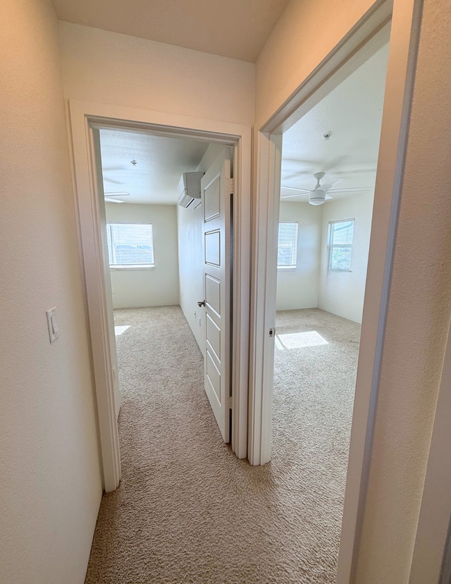 Building Photo - 3/2.5/2 Townhome is Kapolei- Pohakala at M...