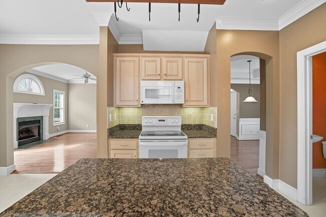 Building Photo - 11221 Grahamwood Pl