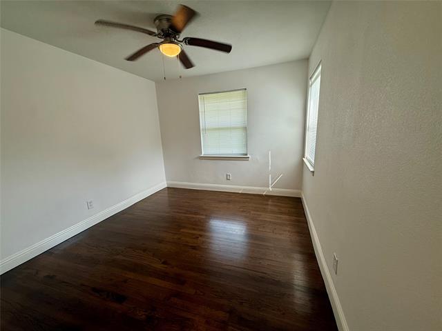 Building Photo - 2714 Maple Dr