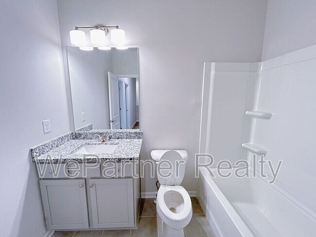 Building Photo - 2606 Mls Cmn Dr