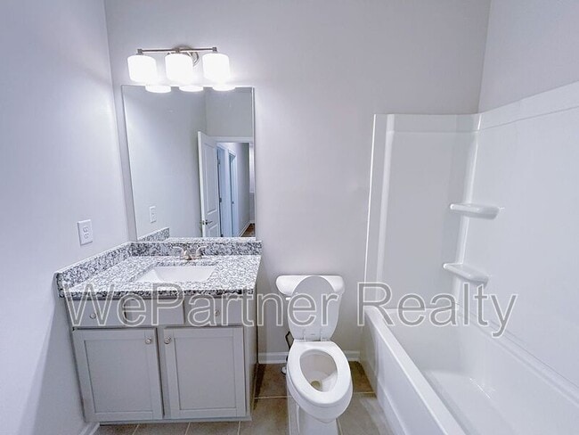 Building Photo - 2610 Mls Cmn Dr