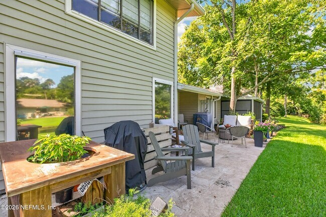 Building Photo - 202 Vista Lagoon Ct