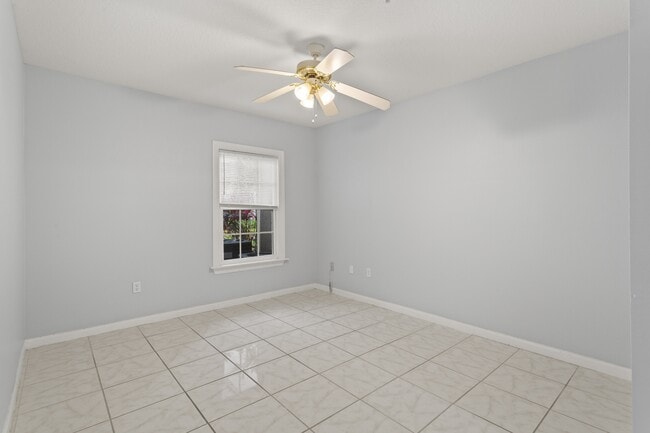 Building Photo - 6548 Swissco Dr