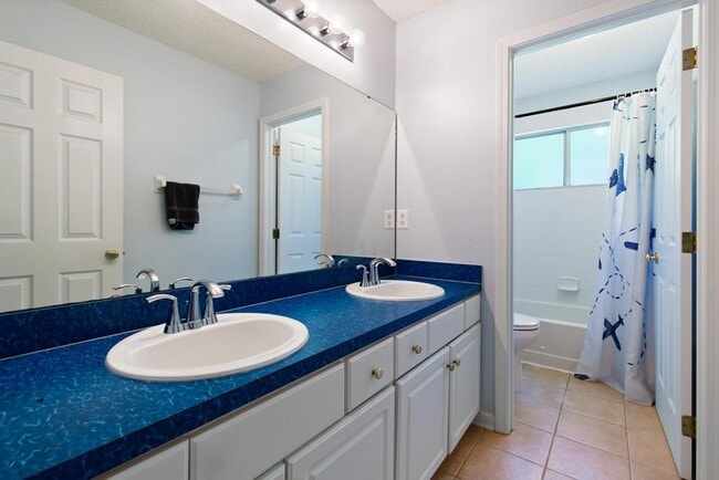 Building Photo - 13480 Gallant Fox Cir W