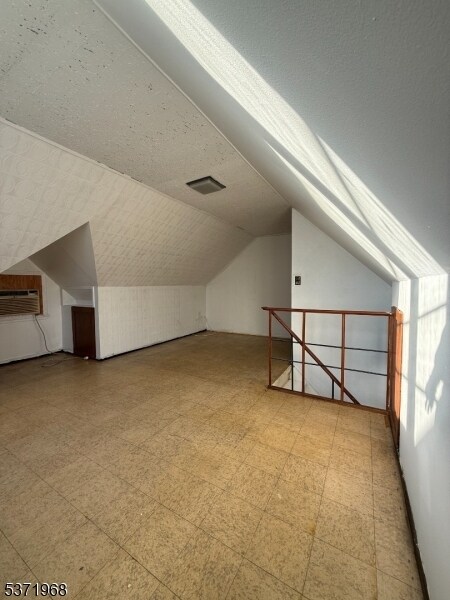 Building Photo - 204 Columbia Ave