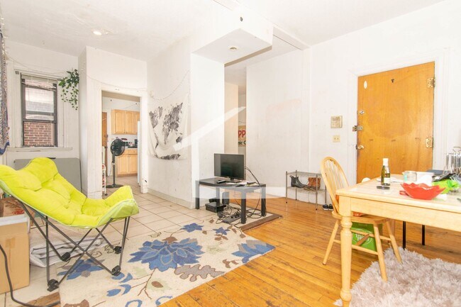 Building Photo - 18 Spofford Rd