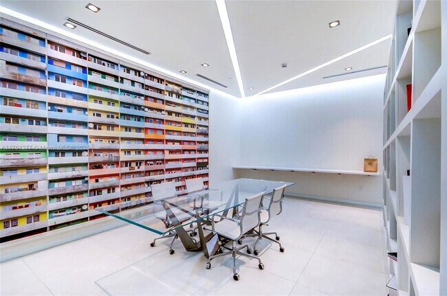 Building Photo - 4250 Biscayne Blvd