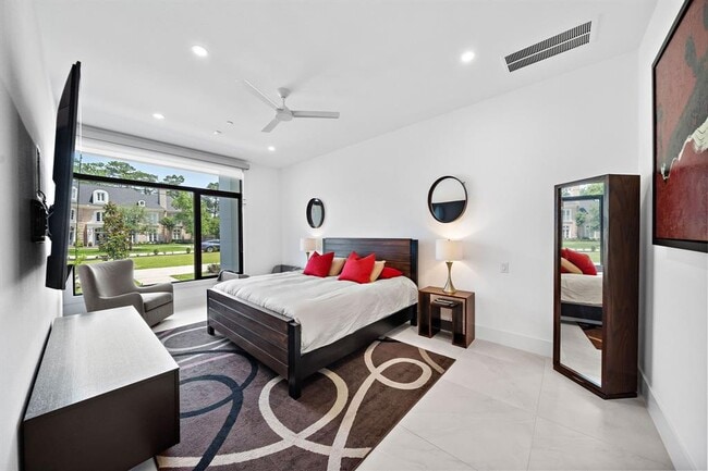 Building Photo - 467 Gingham Dr