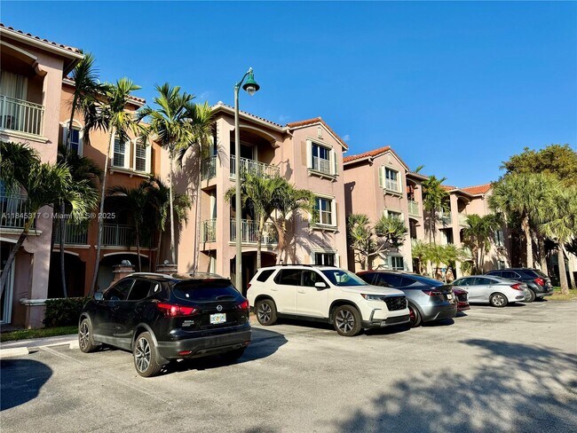 Building Photo - 6540 NW 114th Ave
