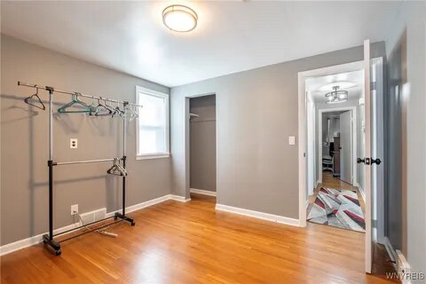 Building Photo - 5645 West Ln