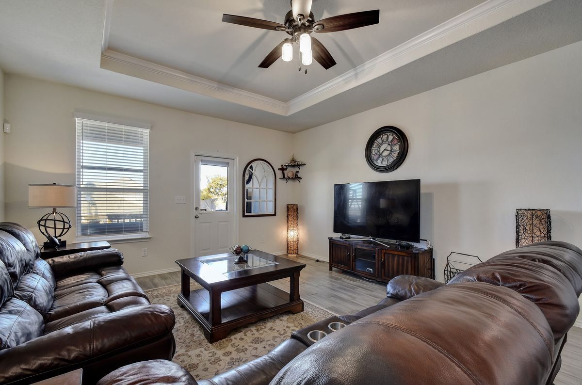 Building Photo - 317 Kotara Cyn