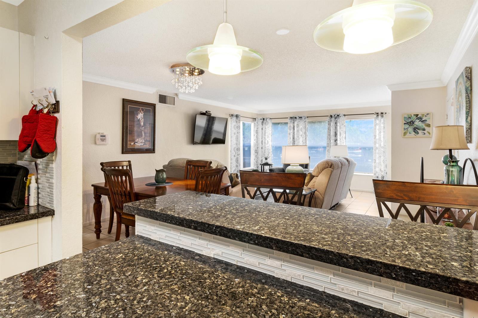 Building Photo - 760 SE 2nd Ave