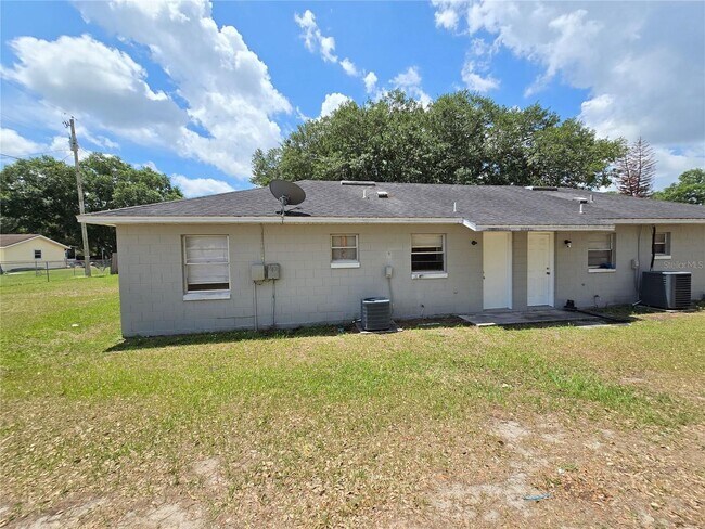 Building Photo - 5665 Struthers Ct