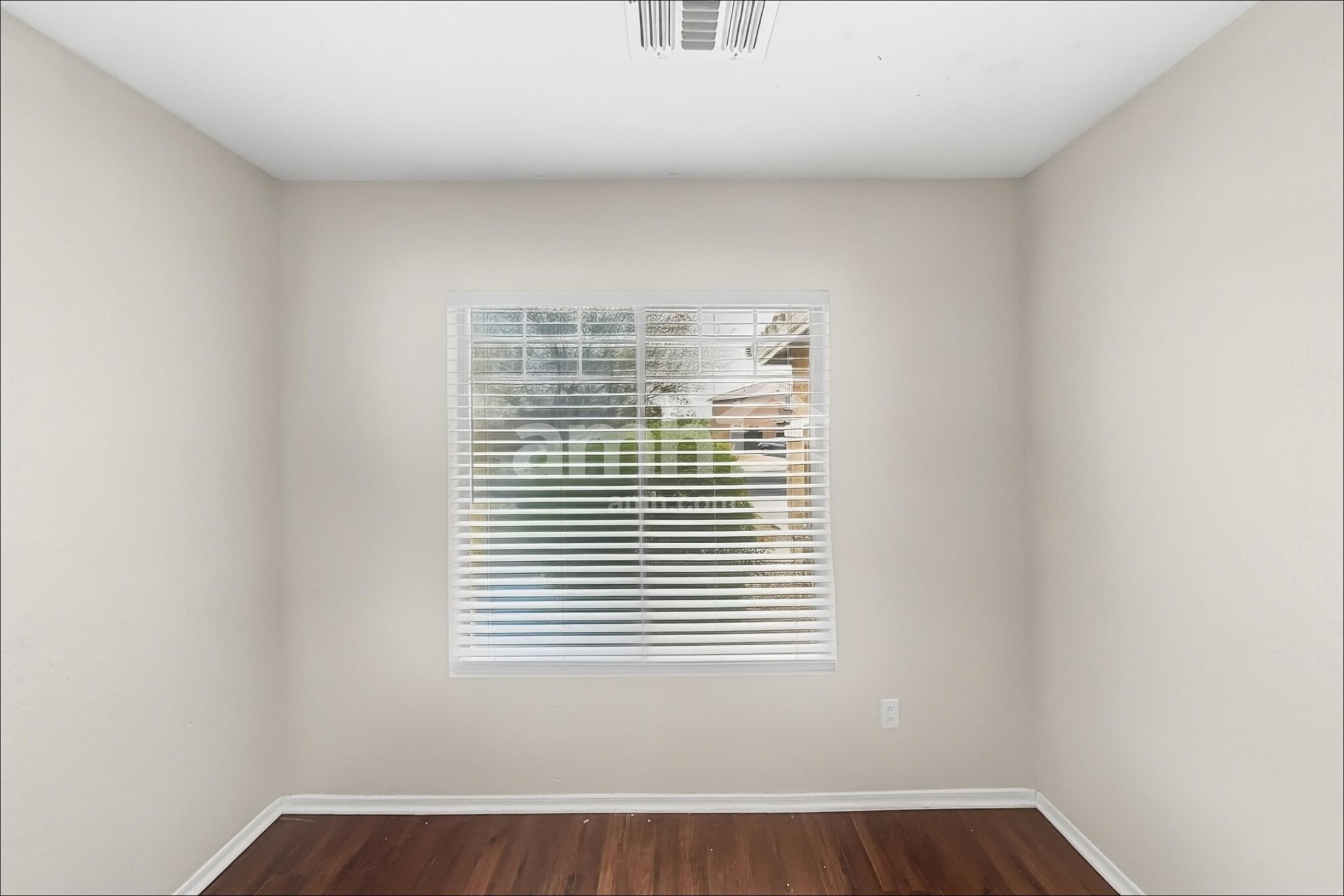 Building Photo - 17180 W Port Royale Ln