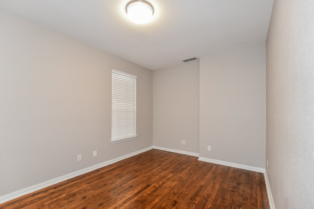 Building Photo - 116 Stanford St