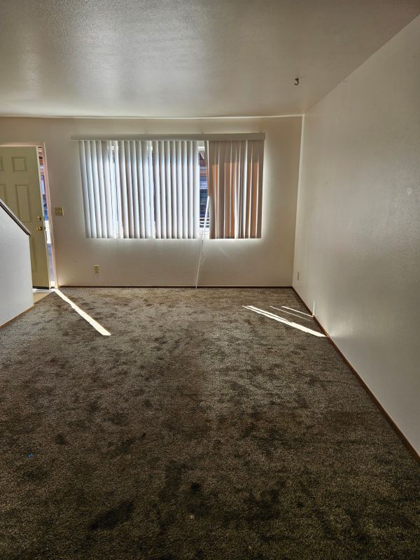 Building Photo - 1600 Fischer Ave