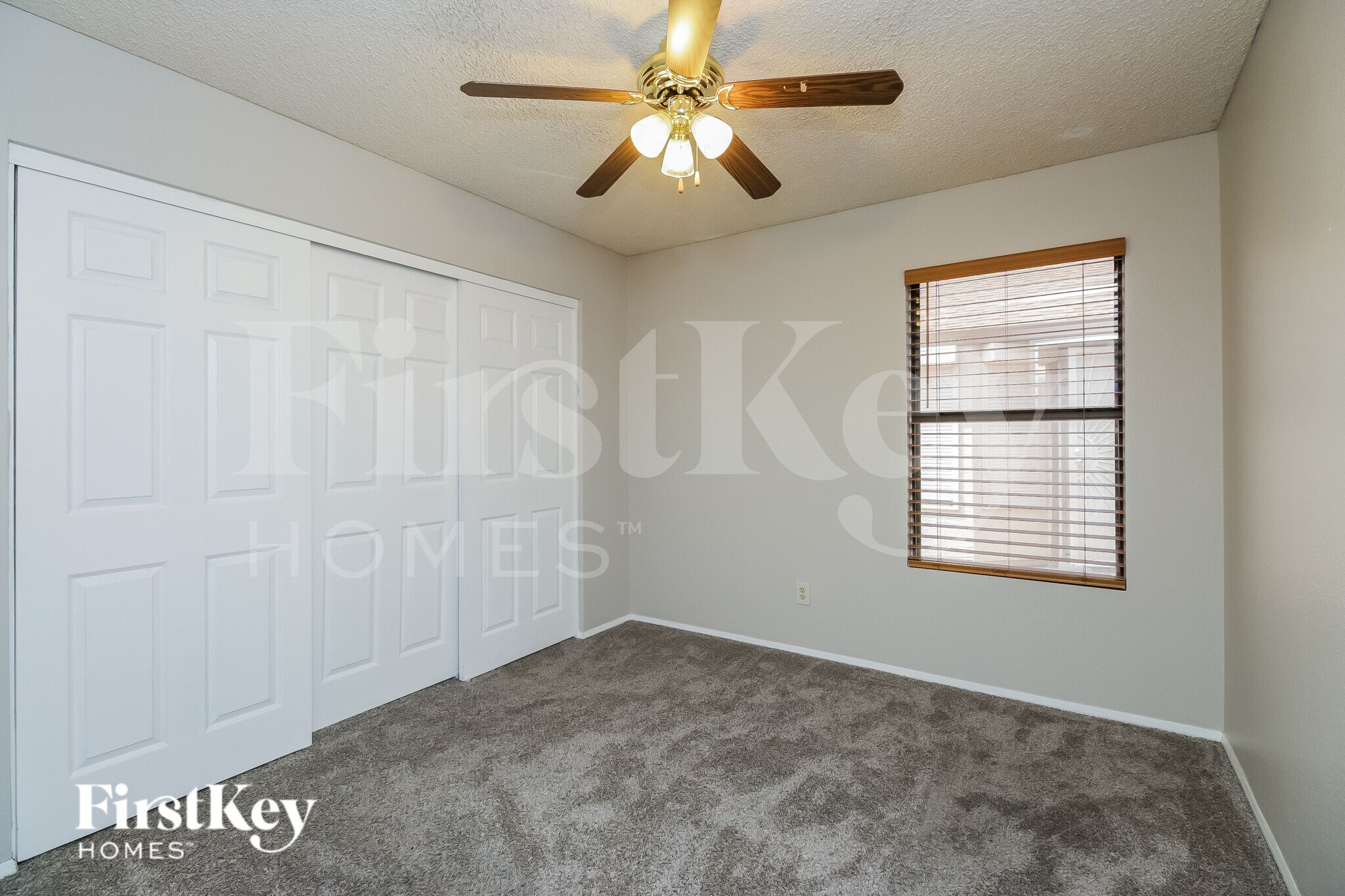 Building Photo - 6410 W Townley Ave