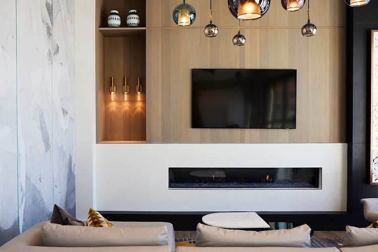 Clubroom - Easton