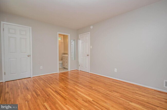 Building Photo - 4805 Willet Dr