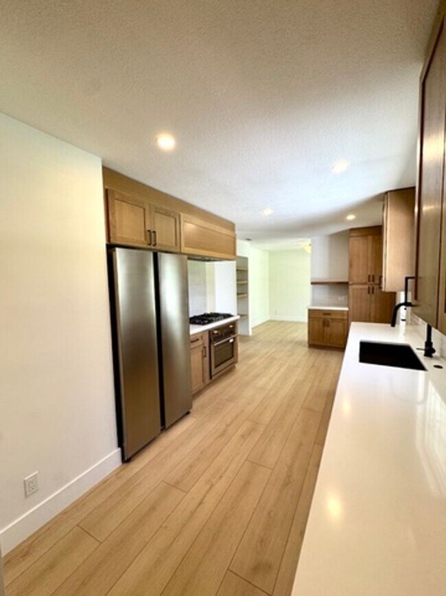 Building Photo - Luxury Living Redefined – Fully Renovated & Move-In Ready!