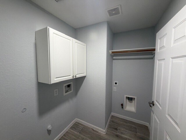 Building Photo - 32327 Cross Spring Park Ln