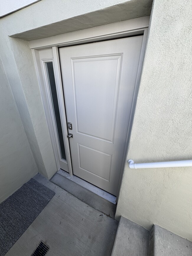 Building Photo - 4214 1470 N