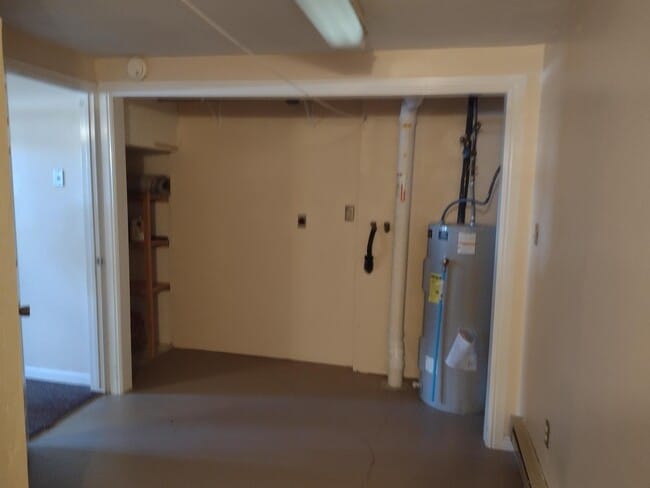 Building Photo - 1127 9th W Ave