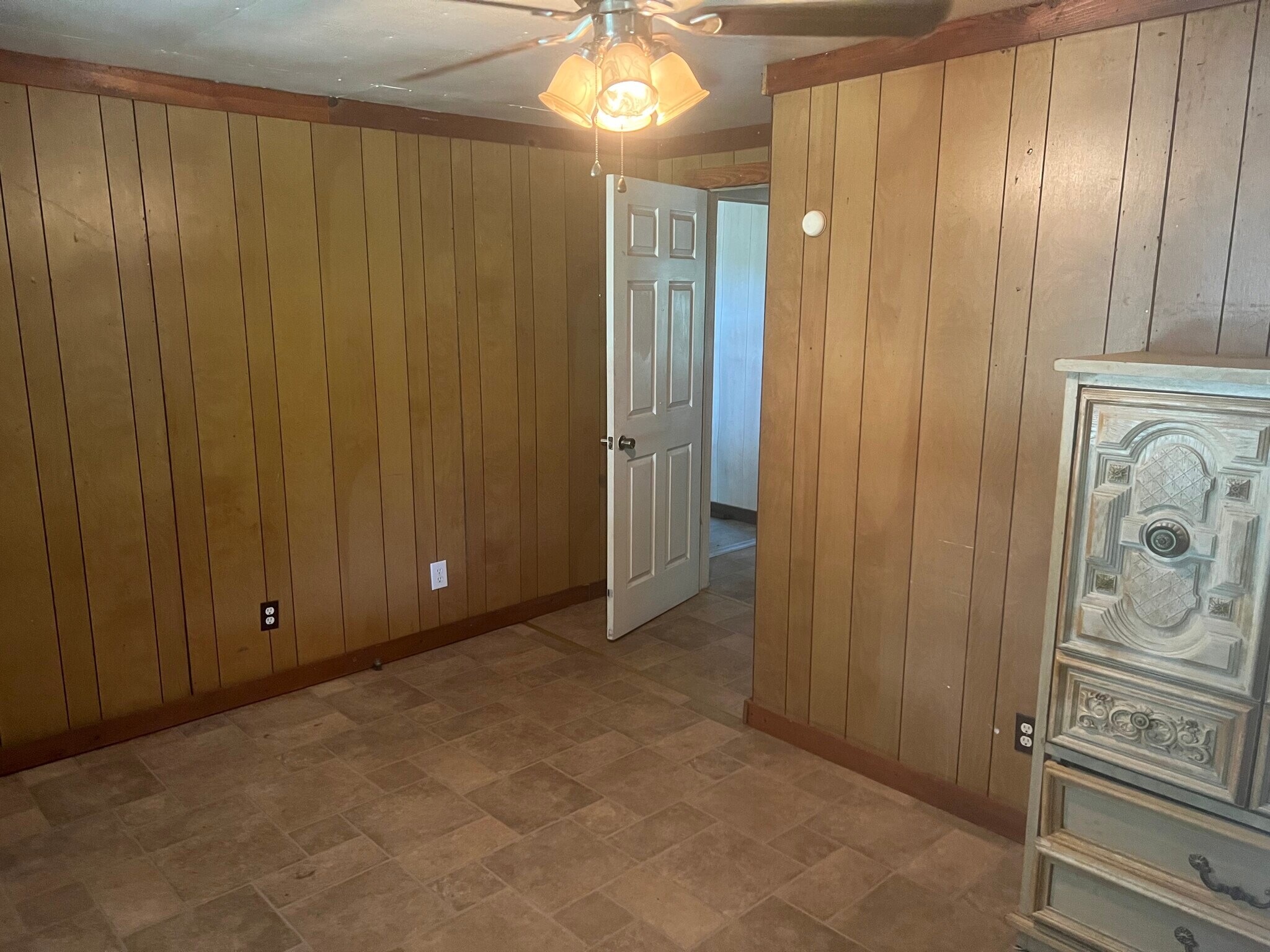 Building Photo - 717 Rice St