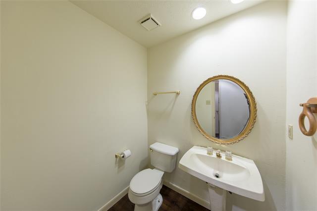 Building Photo - 2119 Antibes Dr