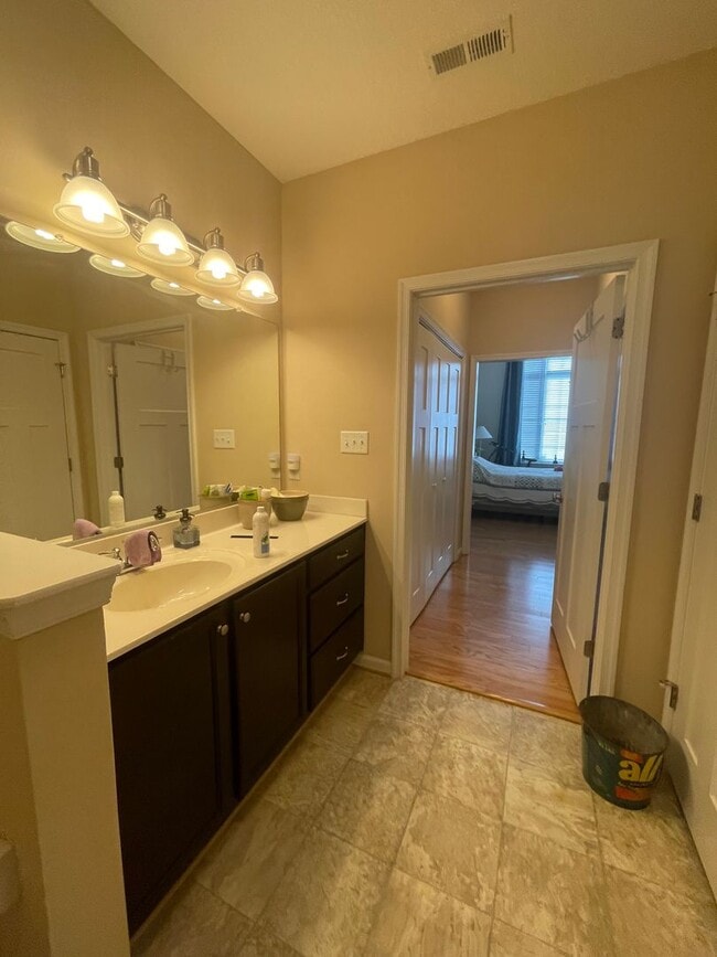 Building Photo - Pointe East at Harbor Walk Ocean View Condo