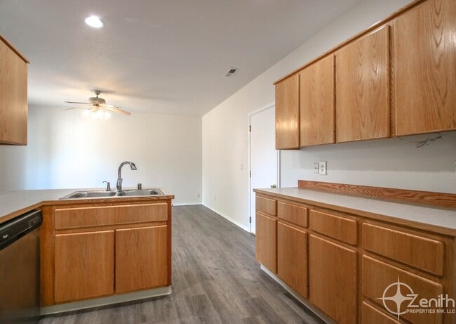 Building Photo - 18608 SE 13th Cir