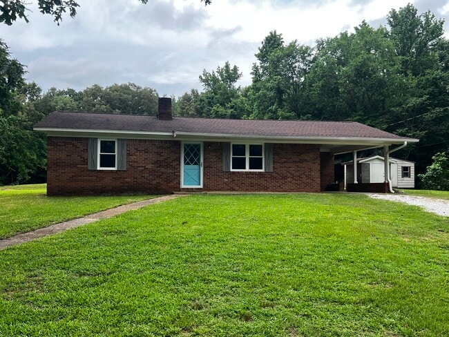 Building Photo - 1023 County Road 252