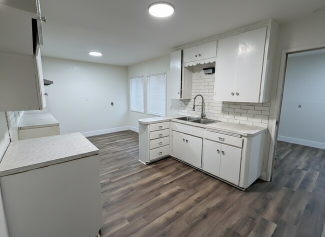 Building Photo - 347 Joseph Rd