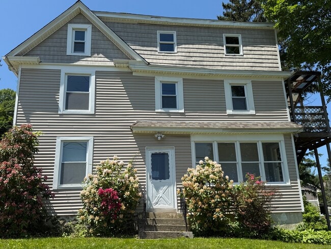 Primary Photo - 12 Hillcrest Ave