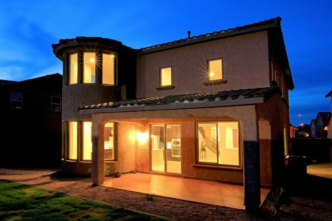 Building Photo - 3607 E Salter Dr