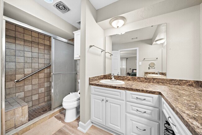 Building Photo - 10211 Cantertrot Dr