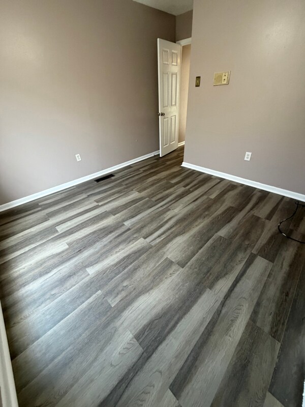 Building Photo - 4506 Laplace St