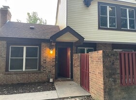 Building Photo - 810 Gadwall Ct