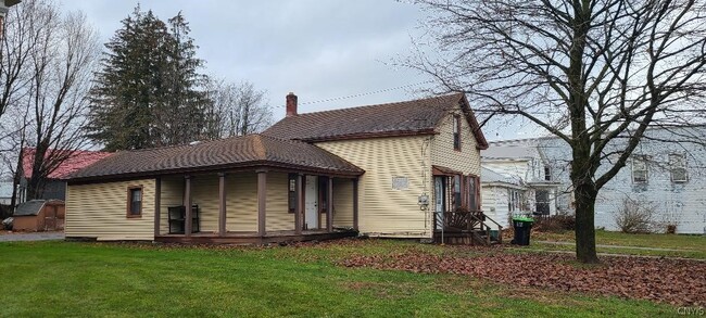 Building Photo - 43 N Main St