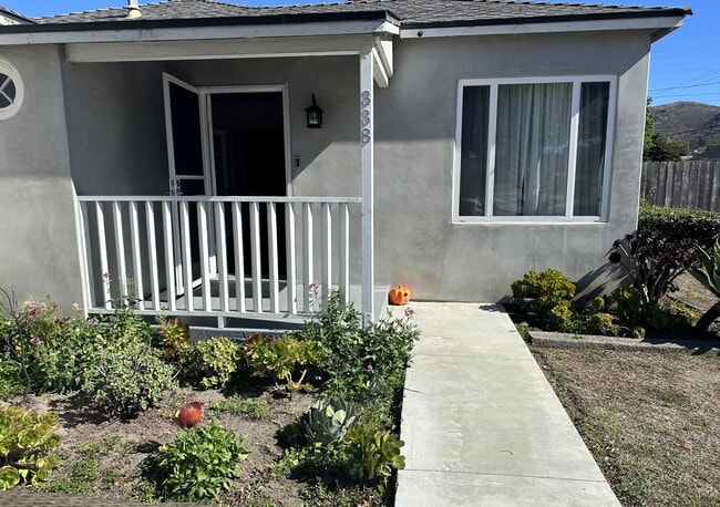 Building Photo - 338 S F St