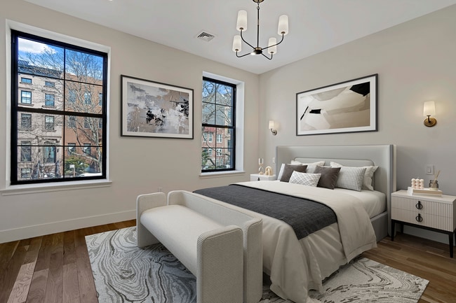 Building Photo - 26 1st Pl