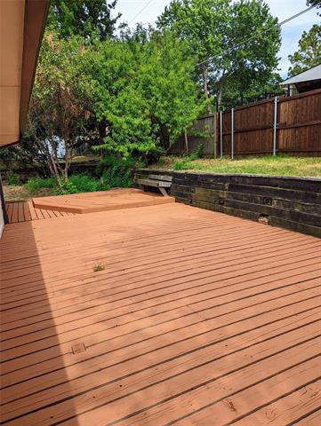 Building Photo - 104 Brookdale Dr