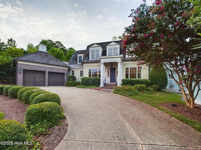 Building Photo - 3724 Rolston Dr